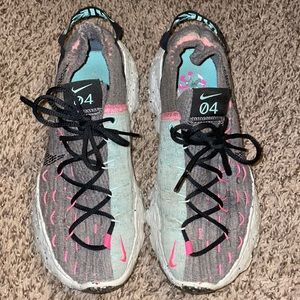 Nike space hippie 04